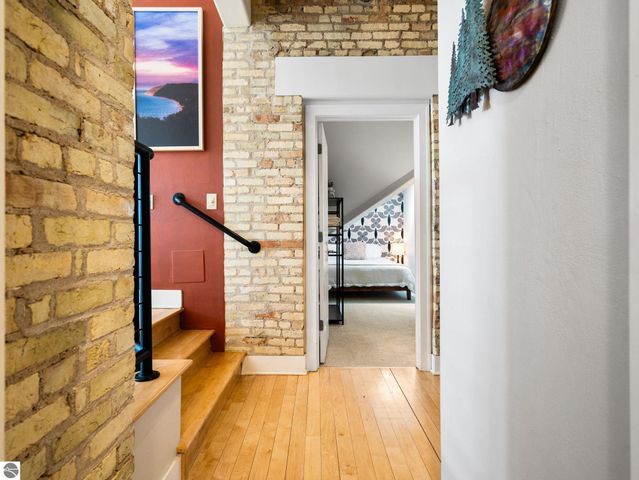 800 Cottageview Drive # 403, Traverse City, MI 49684