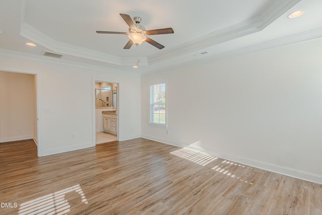 194 Dunvegan Lane, Burlington, NC 27215