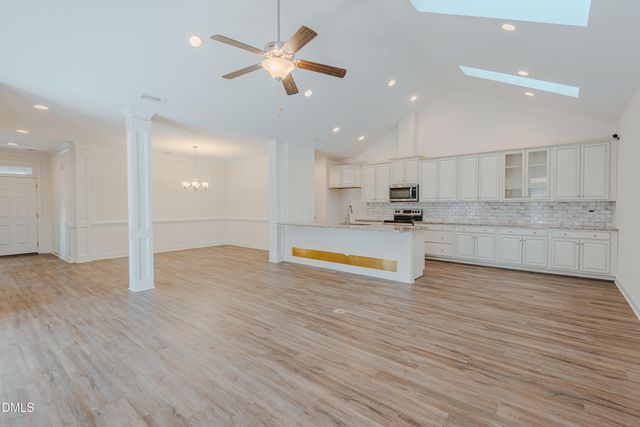 194 Dunvegan Lane, Burlington, NC 27215