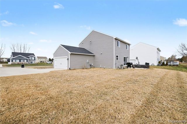 7095 Primrose Lane, Grand Blanc, MI 48439