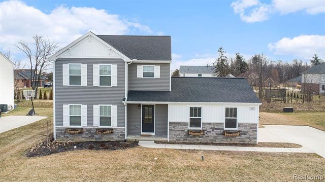 7095 Primrose Lane, Grand Blanc, MI 48439