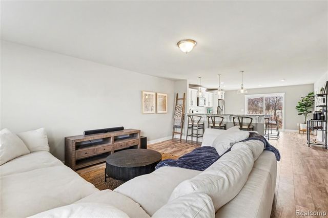 7095 Primrose Lane, Grand Blanc, MI 48439