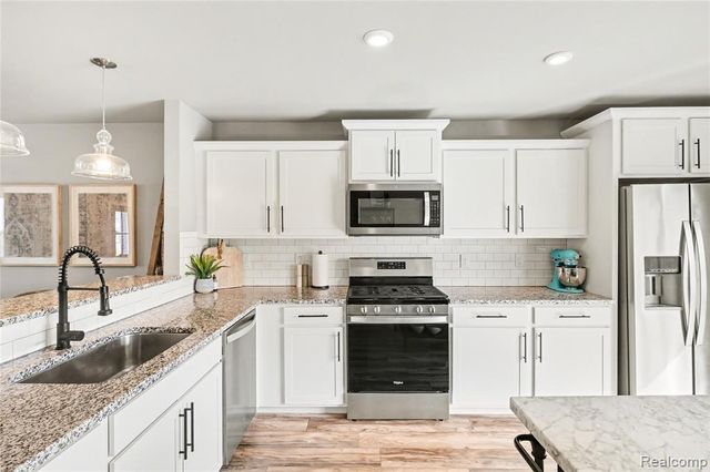 7095 Primrose Lane, Grand Blanc, MI 48439