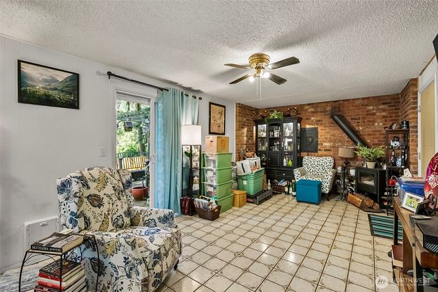19761 NE 156th, Woodinville, WA 98077