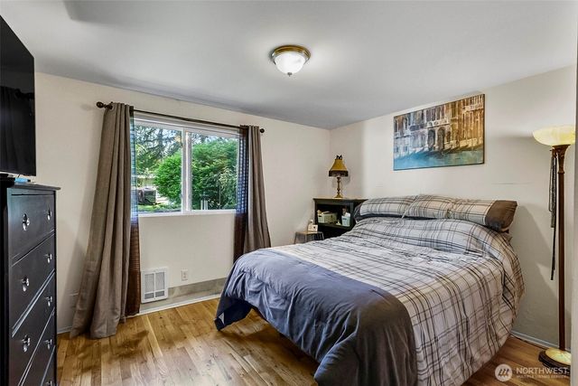 19761 NE 156th, Woodinville, WA 98077