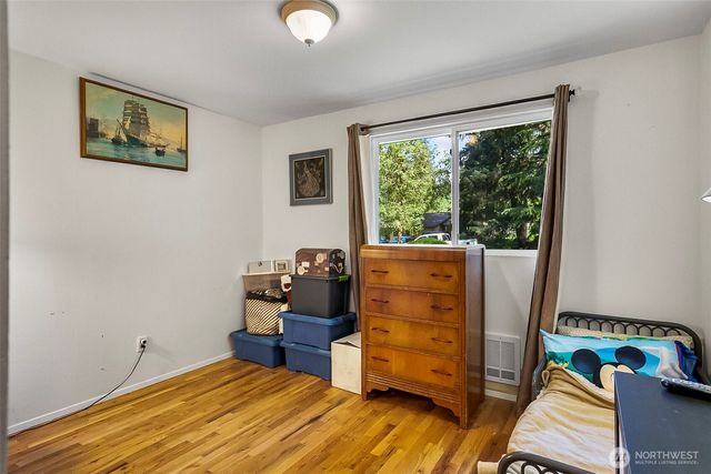 19761 NE 156th, Woodinville, WA 98077