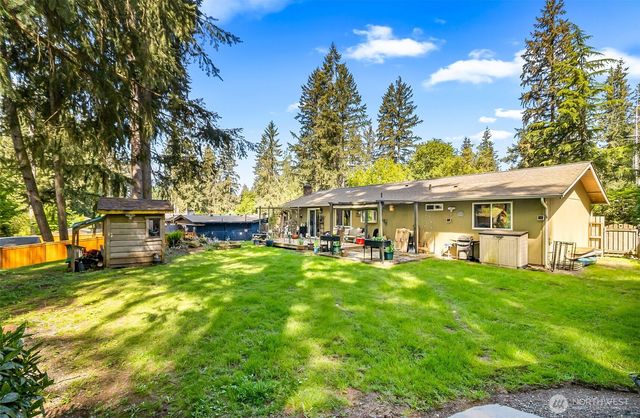19761 NE 156th, Woodinville, WA 98077