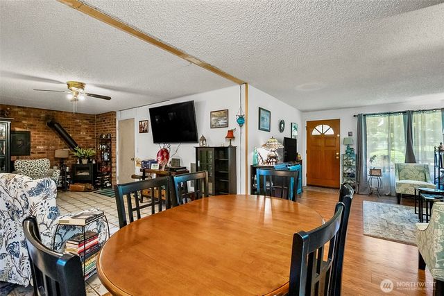 19761 NE 156th, Woodinville, WA 98077