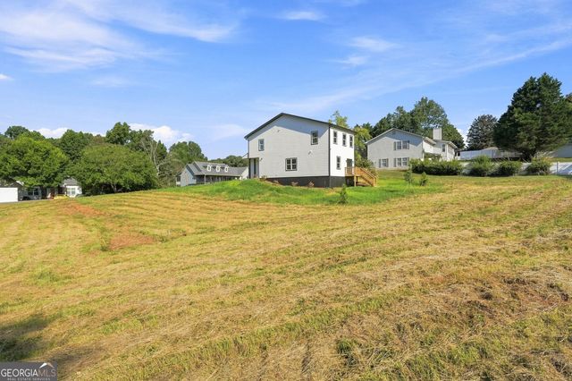 30 Golden Autumn Drive, Dahlonega, GA 30533