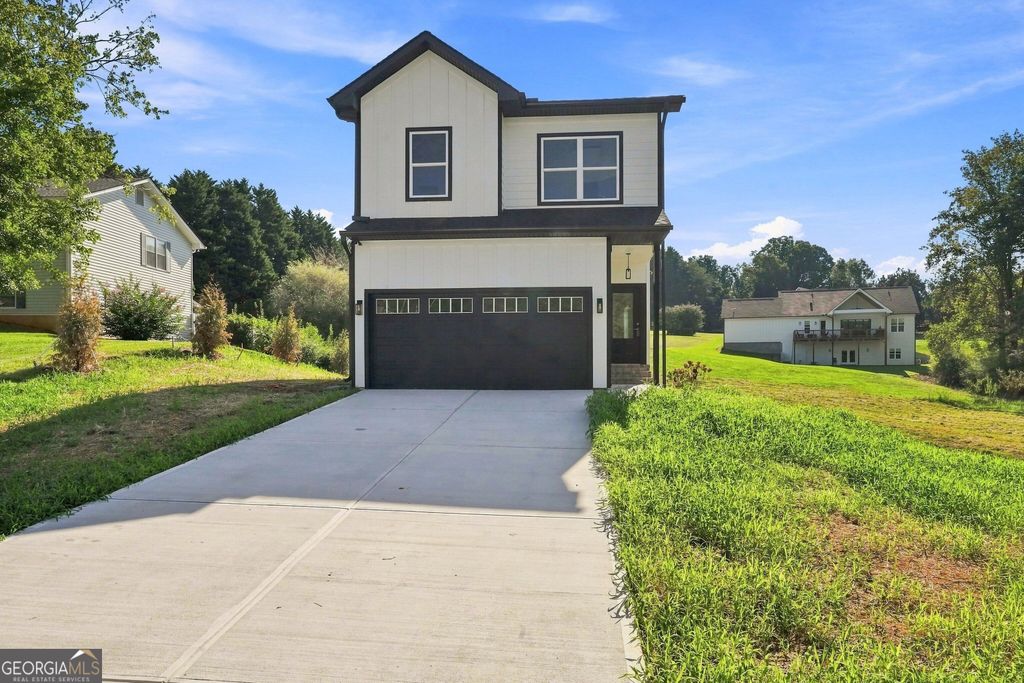 30 Golden Autumn Drive, Dahlonega, GA 30533