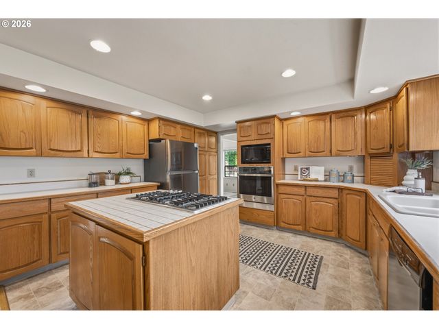 2216 Se 130TH Ave, Vancouver, WA 98683