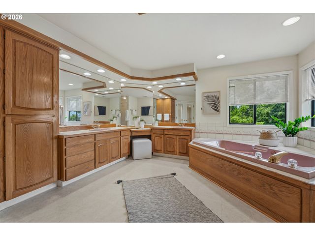 2216 Se 130TH Ave, Vancouver, WA 98683