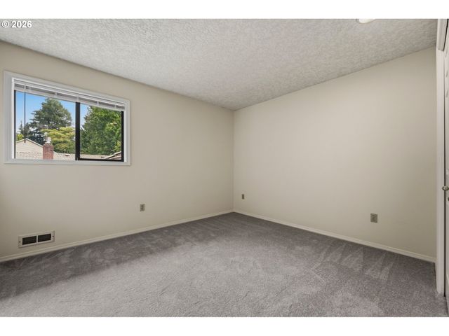 2216 Se 130TH Ave, Vancouver, WA 98683