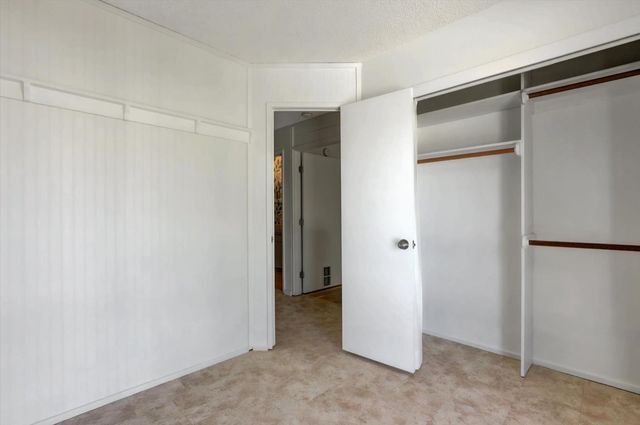 233 Woodside Ct, Grass Valley, CA 95945