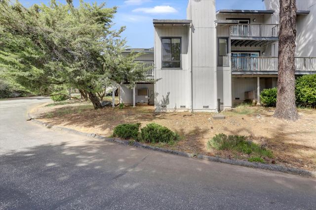 233 Woodside Ct, Grass Valley, CA 95945