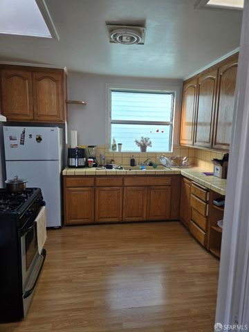 1615 38th Avenue, San Francisco, CA 94122