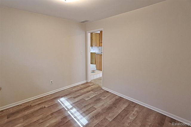 6964 Norborne Avenue, Dearborn Heights, MI 48127