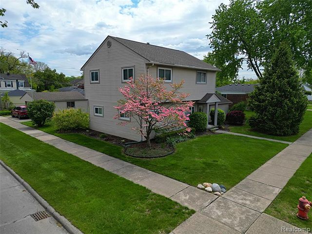 6964 Norborne Avenue, Dearborn Heights, MI 48127