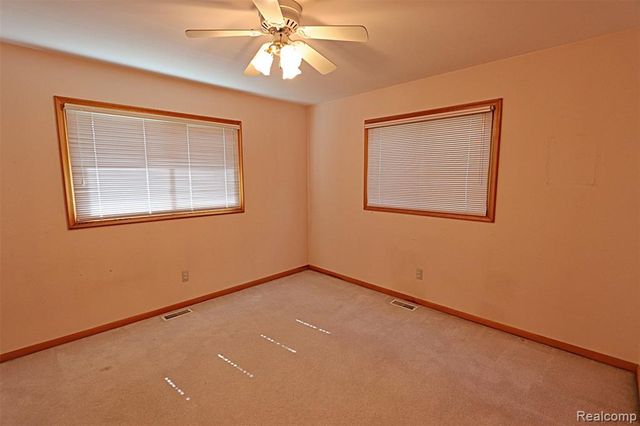 6964 Norborne Avenue, Dearborn Heights, MI 48127
