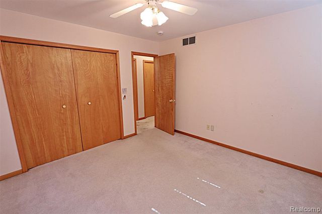 6964 Norborne Avenue, Dearborn Heights, MI 48127