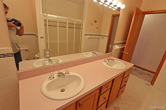6964 Norborne Avenue, Dearborn Heights, MI 48127