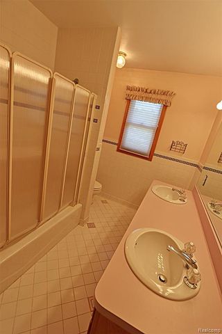 6964 Norborne Avenue, Dearborn Heights, MI 48127