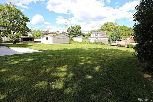 6964 Norborne Avenue, Dearborn Heights, MI 48127