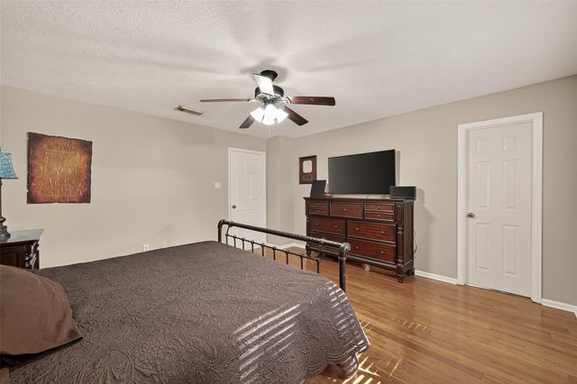 15214 River Park Drive, Houston, TX 77070