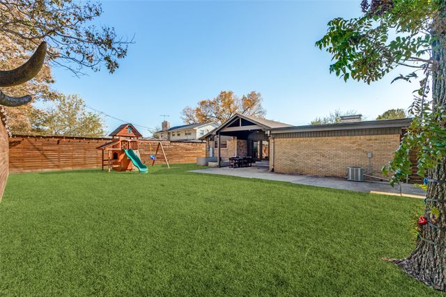 611 W Sycamore Street, Celina, TX 75009