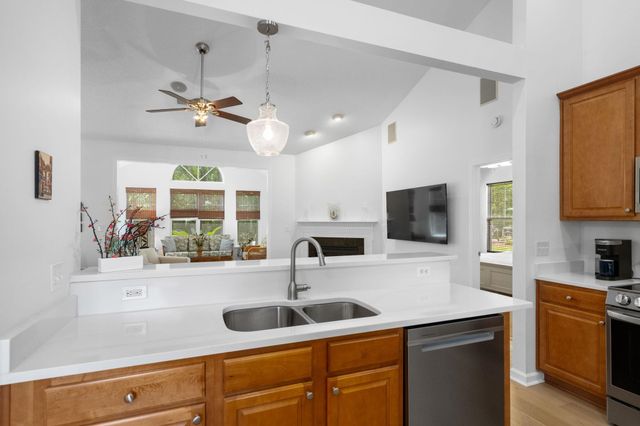 36 Bear Creek Loop, Murrells Inlet, SC 29576