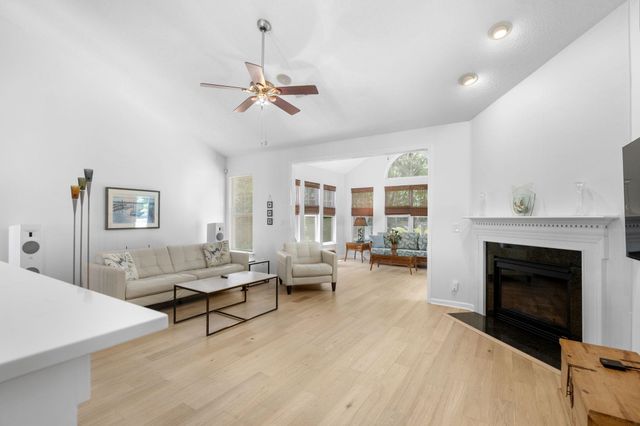 36 Bear Creek Loop, Murrells Inlet, SC 29576