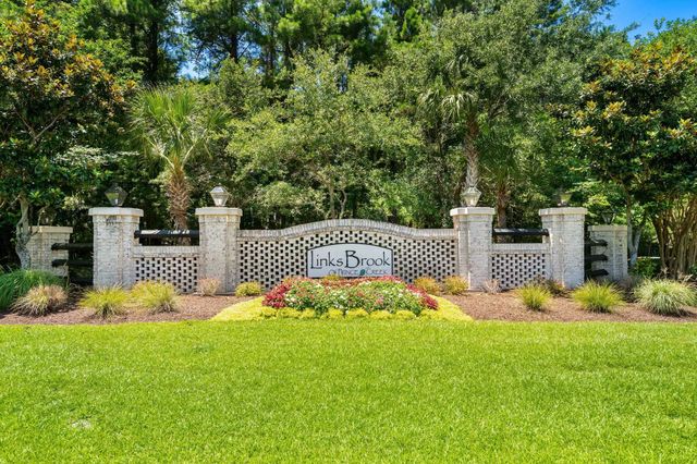 36 Bear Creek Loop, Murrells Inlet, SC 29576