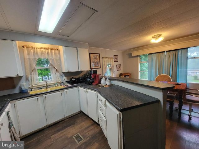 2 HIGHLAND, Quakertown, PA 18951