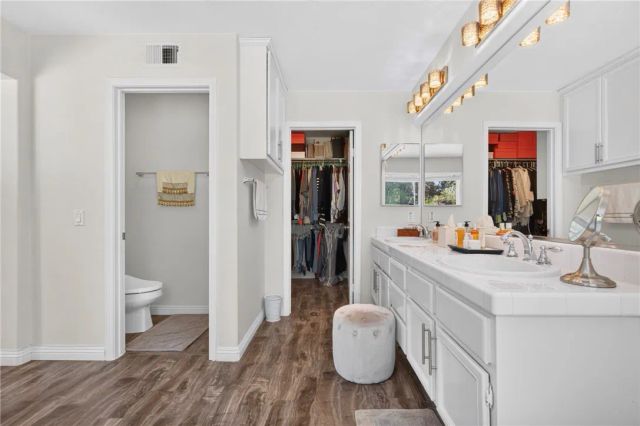 1355 Canterbury, Fullerton, CA 92831