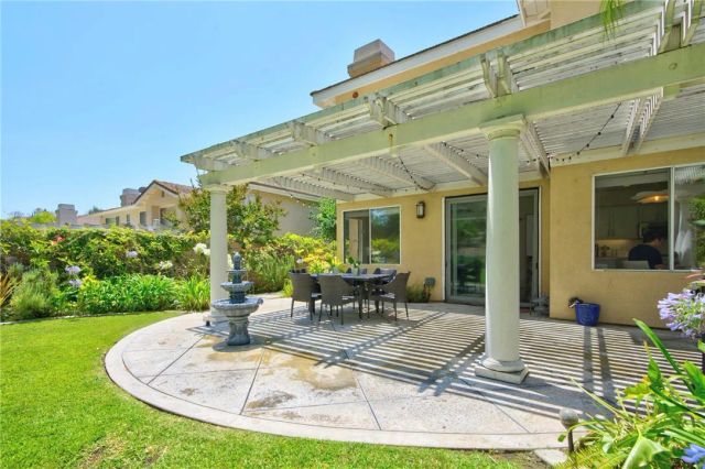 1355 Canterbury, Fullerton, CA 92831
