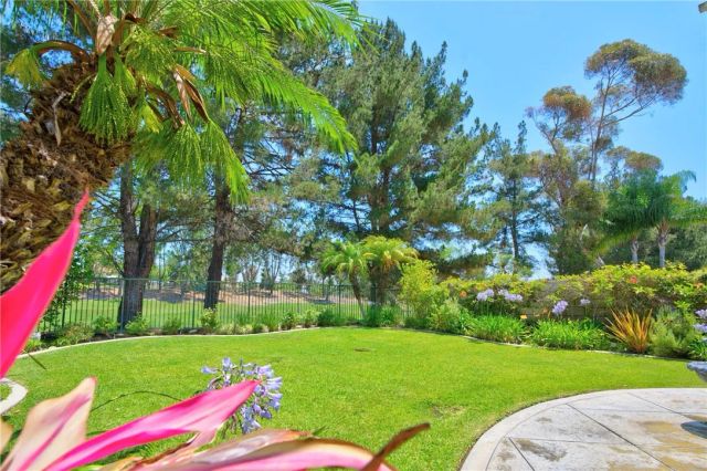 1355 Canterbury, Fullerton, CA 92831