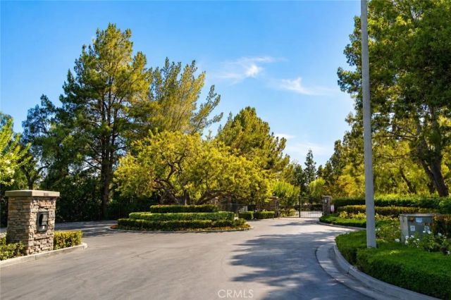 1355 Canterbury, Fullerton, CA 92831