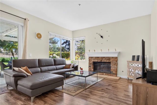 1355 Canterbury, Fullerton, CA 92831