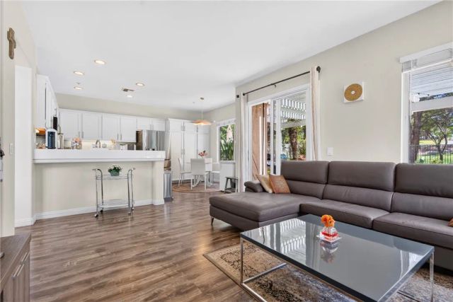 1355 Canterbury, Fullerton, CA 92831
