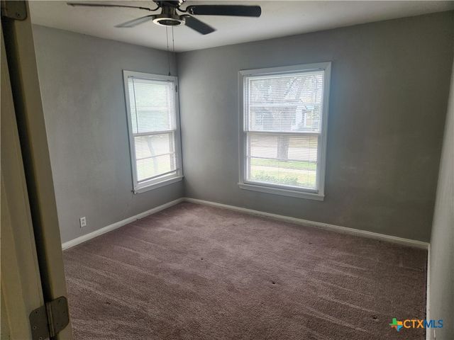 1615 S 15th Street, Temple, TX 76504