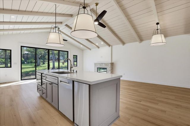 12284 Lakeshore North, Auburn, CA 95602