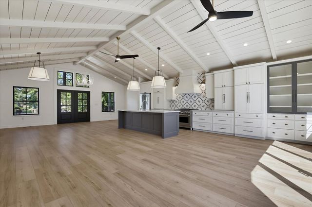 12284 Lakeshore North, Auburn, CA 95602