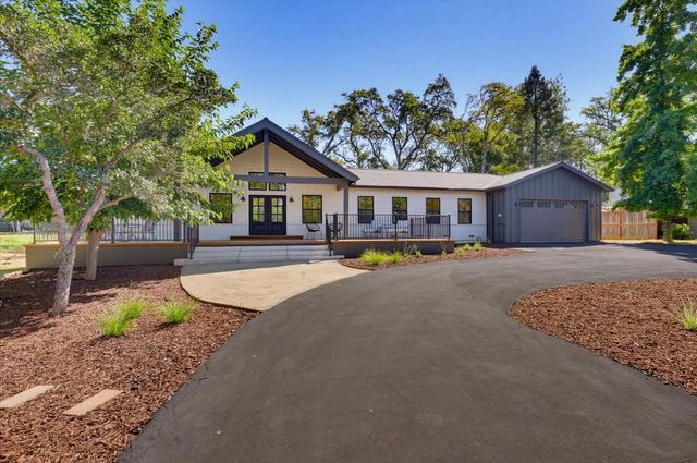 12284 Lakeshore North, Auburn, CA 95602