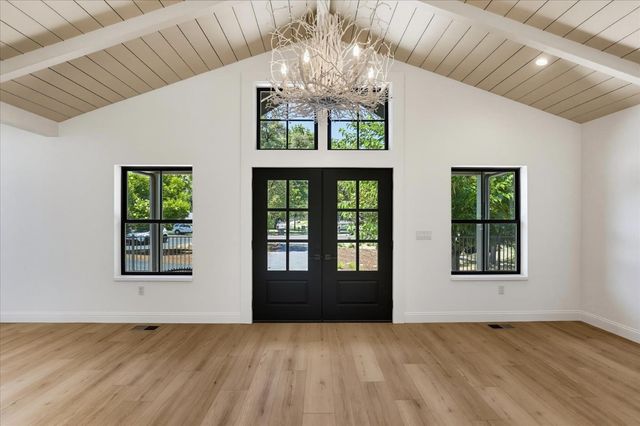 12284 Lakeshore North, Auburn, CA 95602