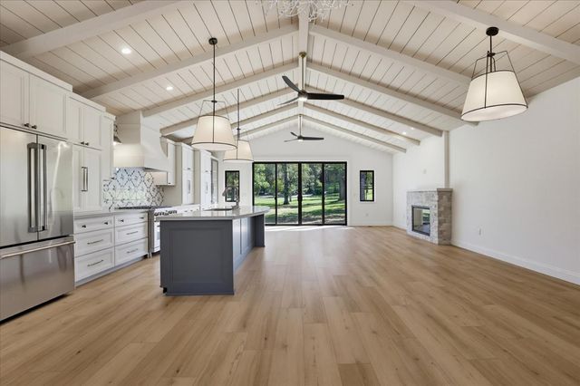 12284 Lakeshore North, Auburn, CA 95602