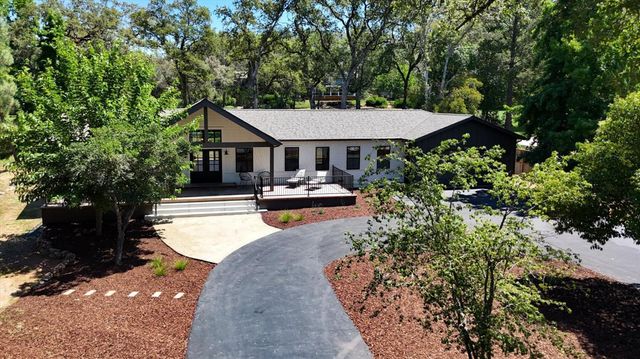 12284 Lakeshore North, Auburn, CA 95602