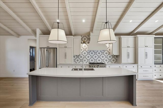 12284 Lakeshore North, Auburn, CA 95602