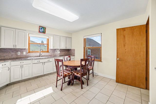 2720 22nd Street, Bay City, MI 48708