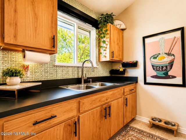 2458 SEABURY Place N, Jacksonville, FL 32246