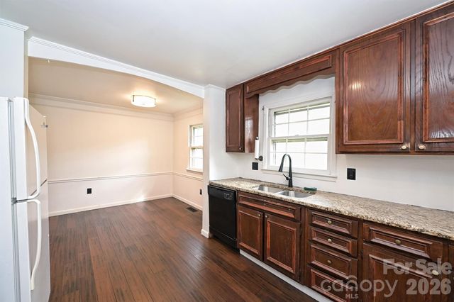 1518 Rama Road, Charlotte, NC 28211